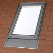 An image showing a Dakea window with the Flush Vintage Flashing KFF to show that you cannot see it from the outside.