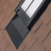 An image showing a window with Dakea Flush Vintage Flashing KFF