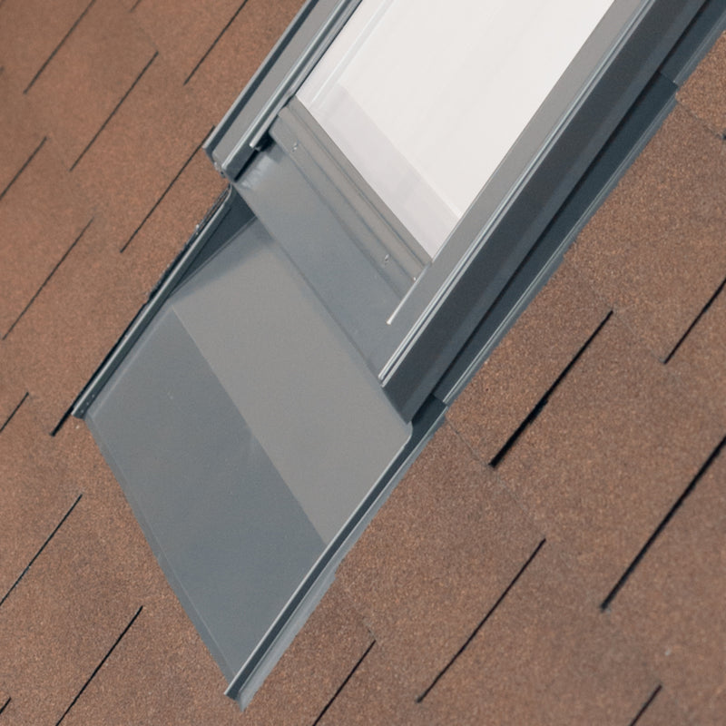 An image showing a window with Dakea Flush Vintage Flashing KFF