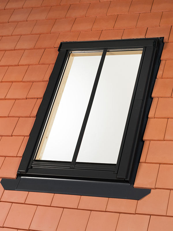 An image of Dakea Plain Tile Flashing KFP fitted to a window to show what it looks like.