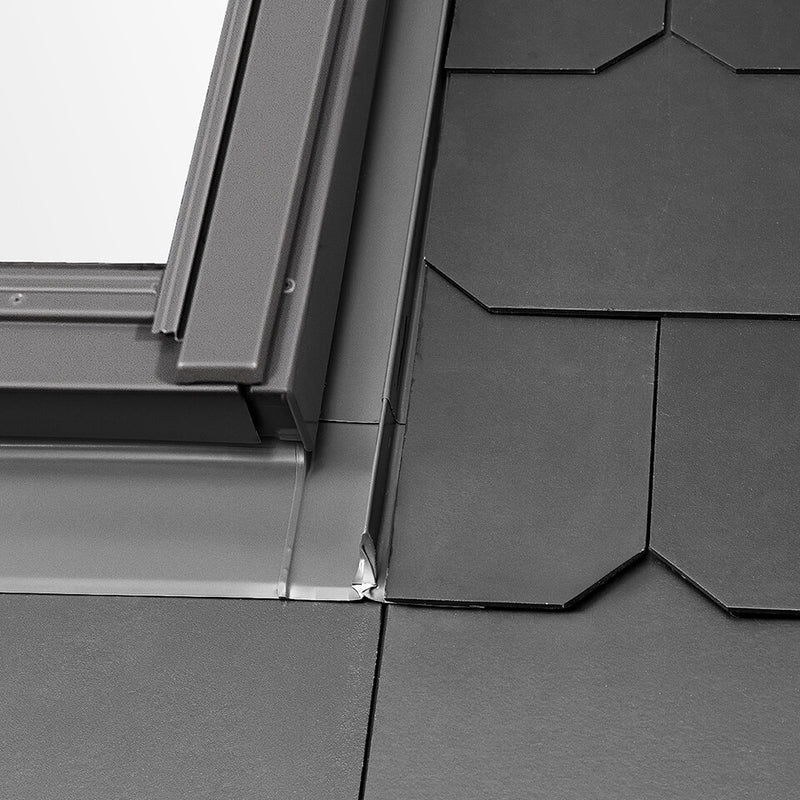 An image showing the Dakea Slate Flashing with One Piece Side Element KLS and what it llookslike installed onto a window.