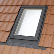 An image of Dakea-Tile-Flashing-KTF fitted to a window to show how it looks