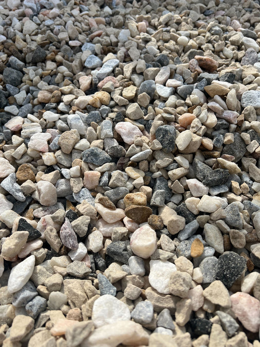 Mixed Stone Chippings: 800kg Bulk Bag