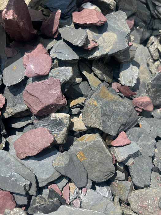 Mixed 40mm Slate Chippings: 800kg Bulk Bag