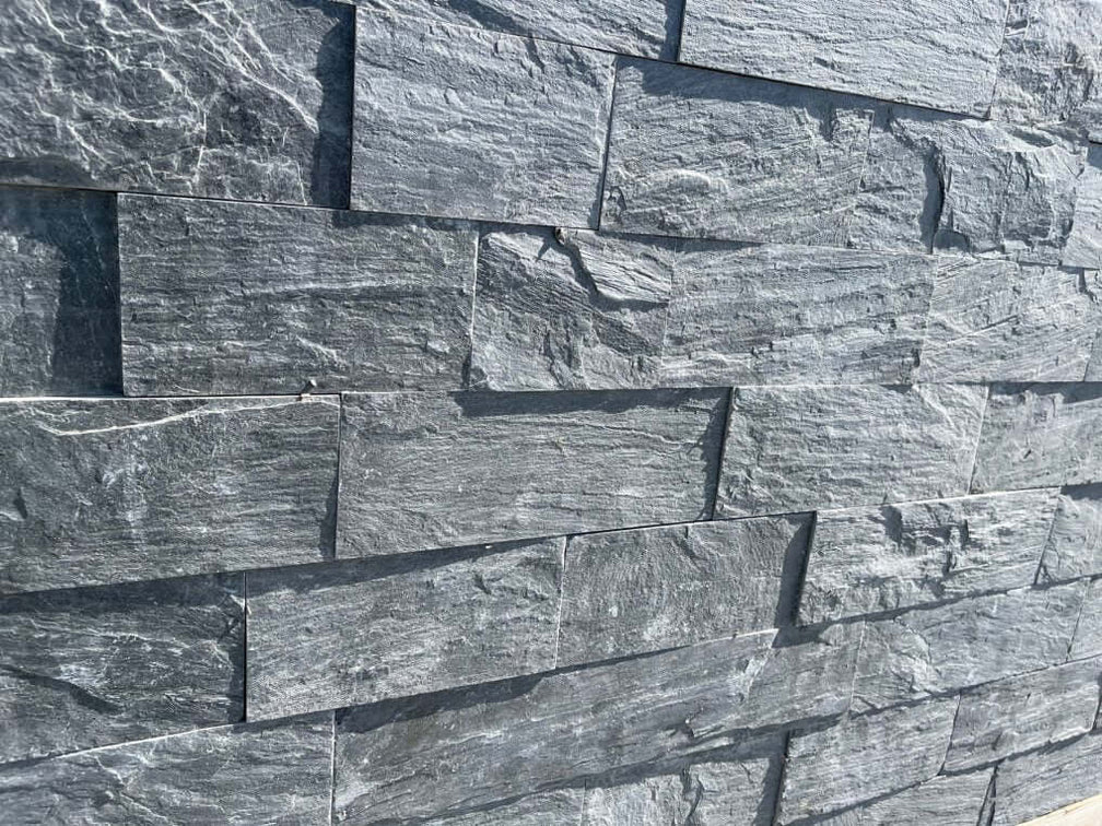 Shingled Slate Cladding Riverstone Natural Slate Cladding / pm² — Ashbrook Roofing Supplies LTD