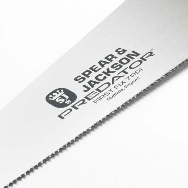 A close up image of a Spear and Jackson Predator First Fix Saw (PPI 7)
