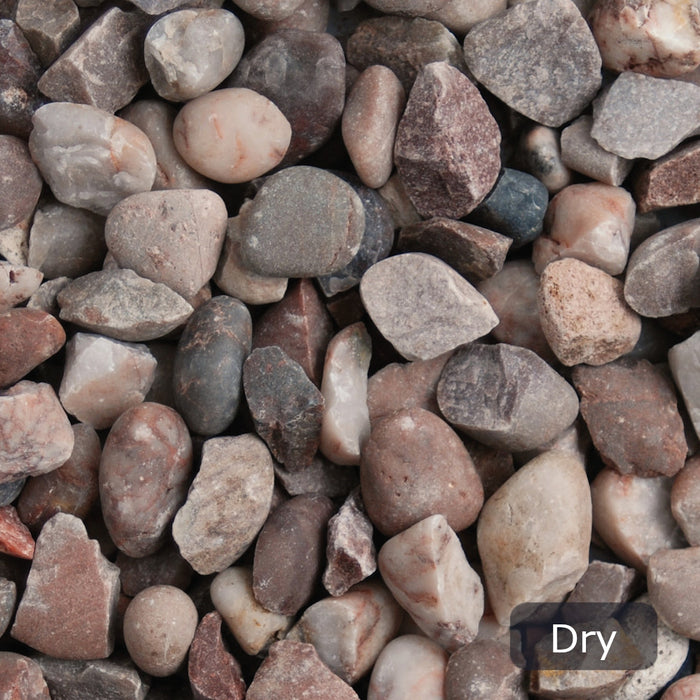 An image of Staffordshire Pink Gravel, 20mm and what it is like when dry