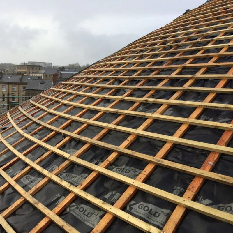 An image showing TLX Gold Thinsulex Multifoil Insulation on a roof.