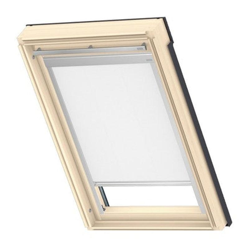 An image showing a VELUX Blackout Blind 1052S MK06 in White