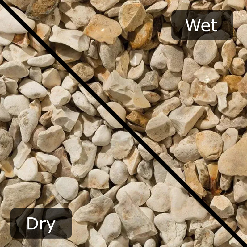 An image showing Yorkshire Cream Aggregates / stones when both wet and dry.