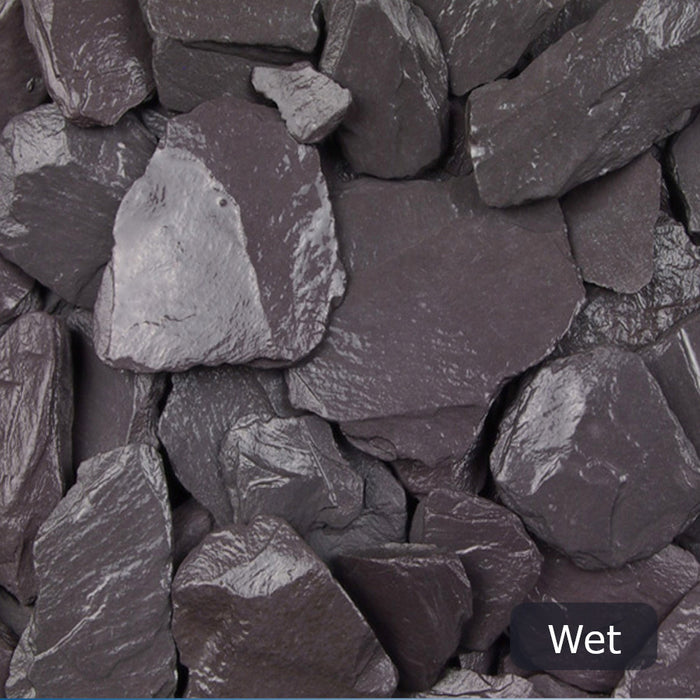 An image of Blue Slate Chippings when wet